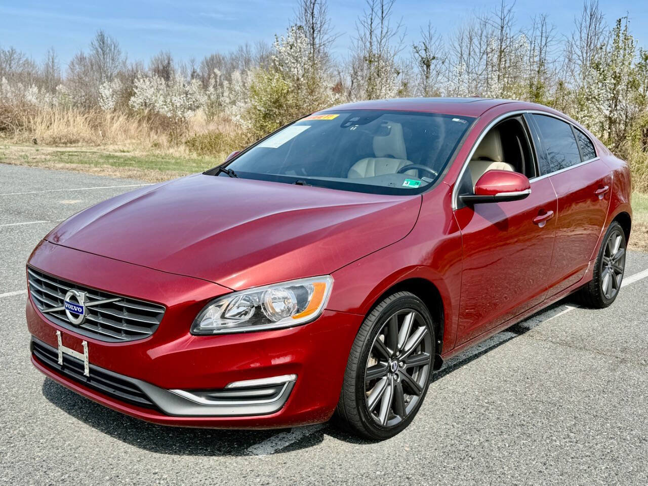 Used 2015 Volvo S60 T6 FWD image 1