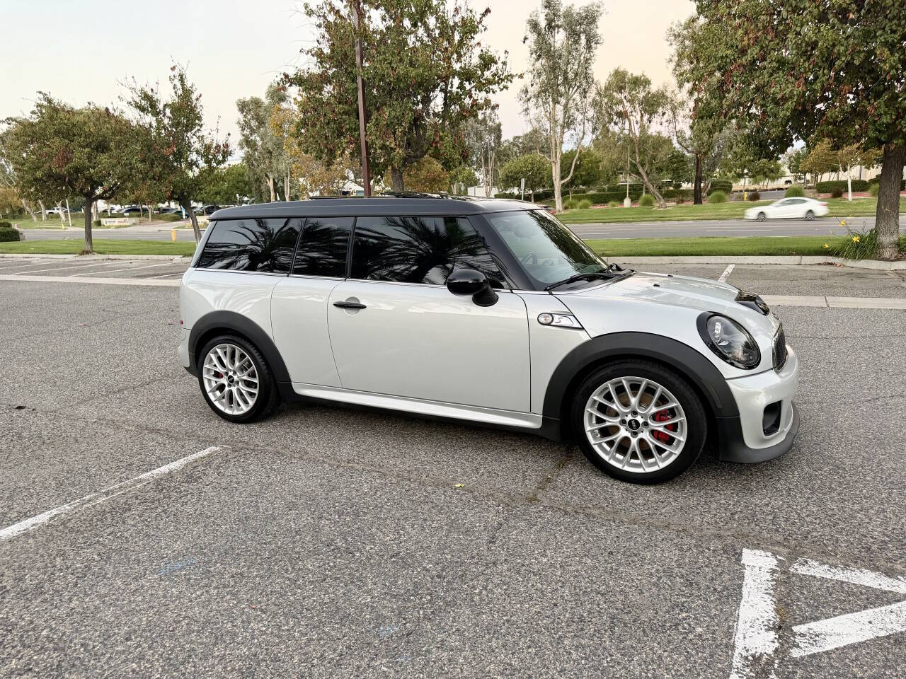 Used 2014 MINI Cooper Clubman John Cooper Works FWD image 6
