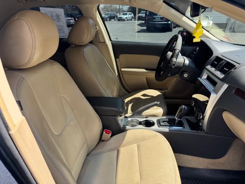 Used 2012 Ford Fusion SEL image 18