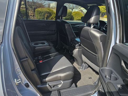 Used 2025 Honda Passport EX-L image 26