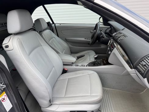 Used 2009 BMW 128i image 21