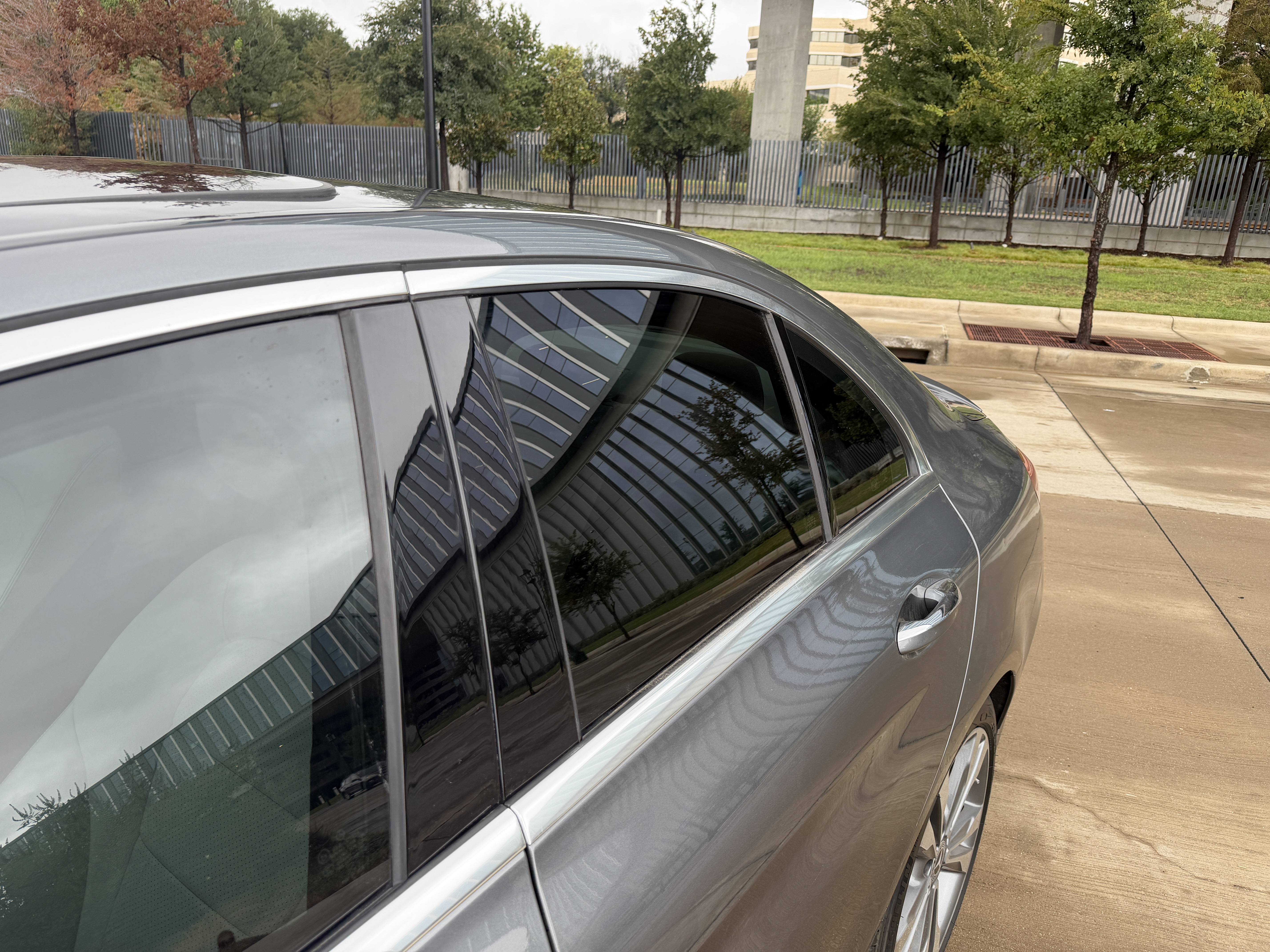 Used 2018 Mercedes-Benz C 300 Sedan image 25