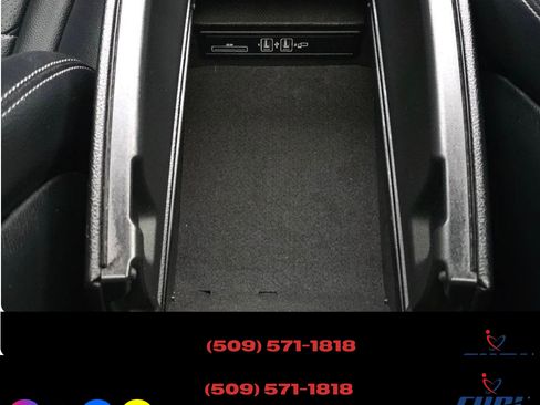 Used 2019 Mercedes-Benz C 300 image 13