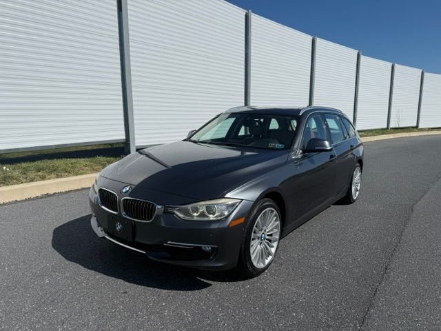 Used 2014 BMW 328i xDrive Wagon AWD/4WD image 2