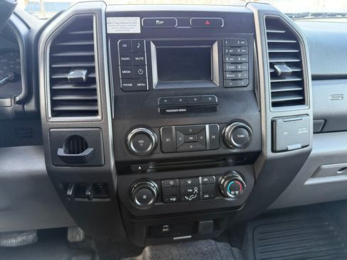 Used 2017 Ford F550 image 12