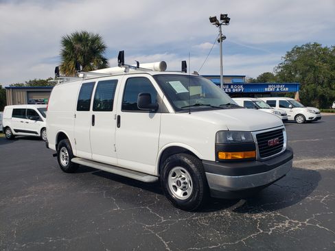 Used 2020 GMC Savana 2500 image 8
