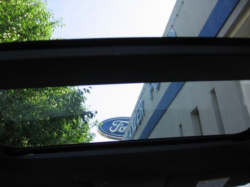 Used 2025 Ford Explorer 4WD Platinum image 9