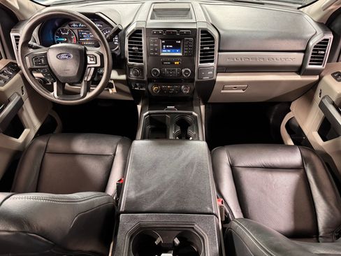 Used 2018 Ford F250 XLT image 21