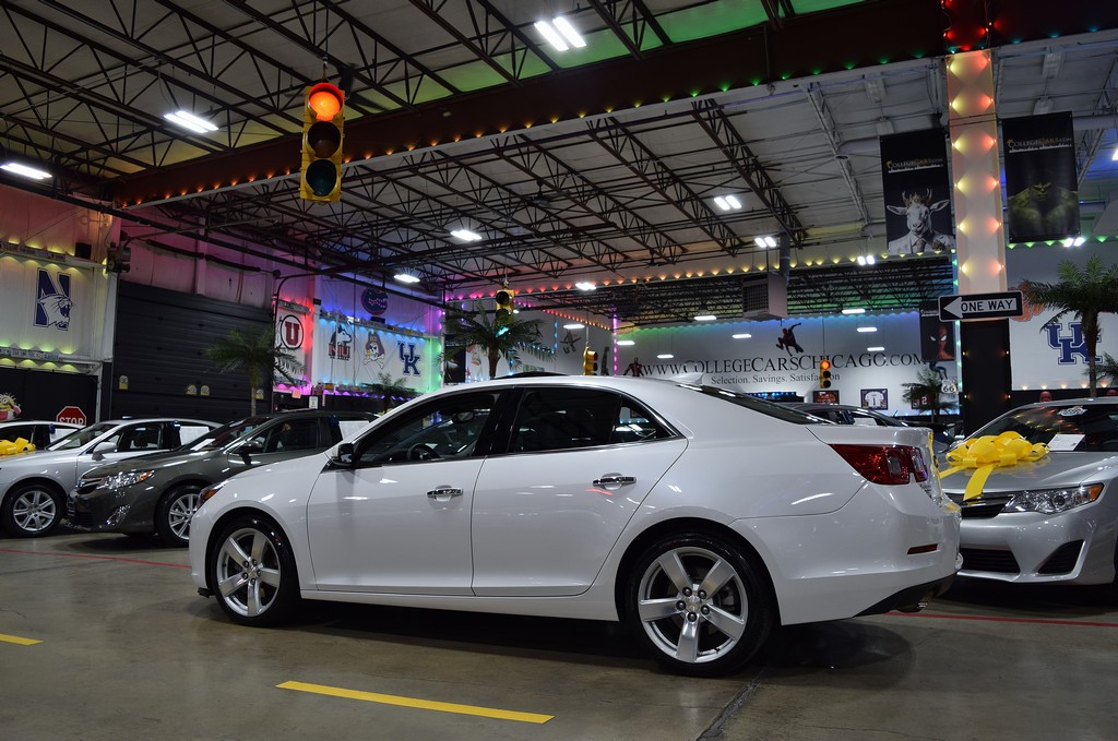 Used 2015 Chevrolet Malibu LTZ FWD image 4