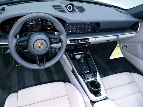 Used 2024 Porsche 911 Targa 4 GTS image 33