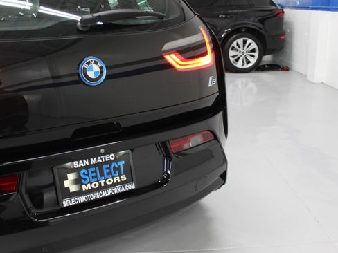 Used 2017 BMW i3 w/ Range Extender RWD image 7