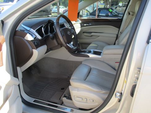 Used 2012 Cadillac SRX Luxury image 15
