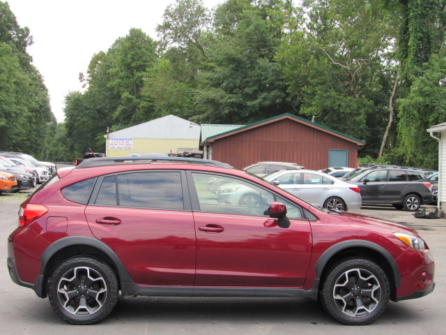 Used 2013 Subaru XV Crosstrek 2.0i Premium AWD/4WD image 11