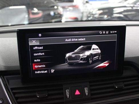 Used 2023 Audi SQ5 Premium image 22