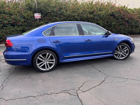 Used 2017 Volkswagen Passat 1.8T R-Line image 13