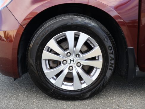 Used 2016 Honda Odyssey EX image 32