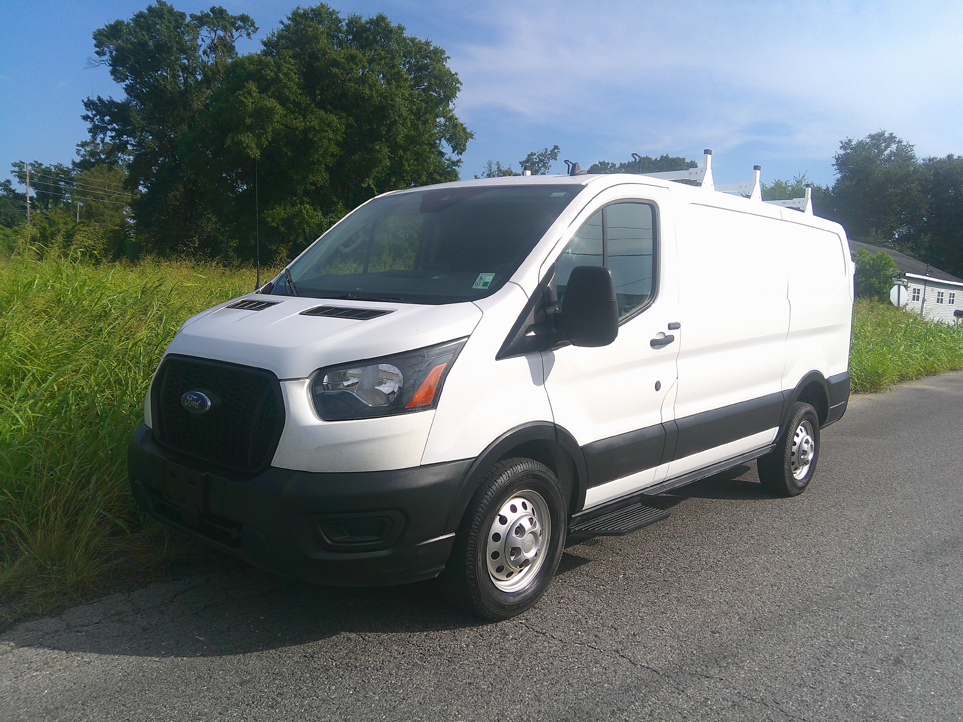 Used 2021 Ford Transit 150 Low Roof AWD image 9