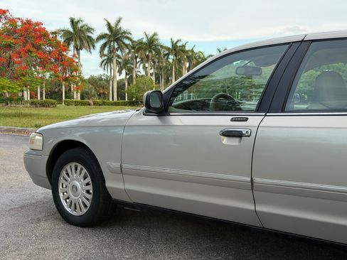 Used 2007 Mercury Grand Marquis LS RWD image 35