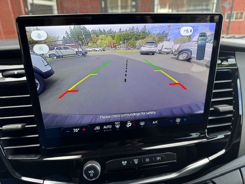 Used 2024 Ford Transit 350 XLT image 12