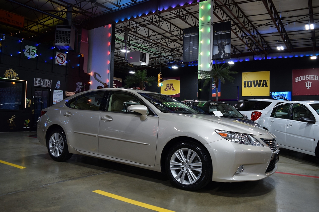 Used 2015 Lexus ES 350 Premium FWD image 13
