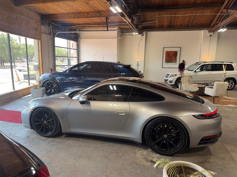 Used 2021 Porsche 911 Carrera Coupe 2D RWD image 12