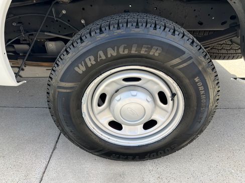 Used 2012 Ford F250 XL image 15