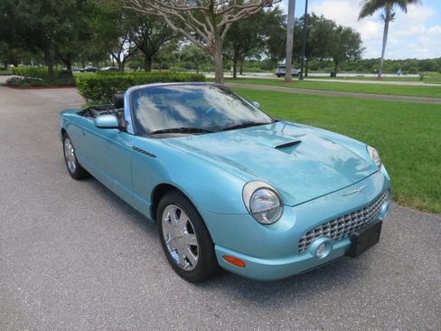 Used 2002 Ford Thunderbird UNAVAIL RWD image 13