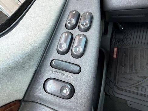 Used 2003 Ford F250 Lariat image 17