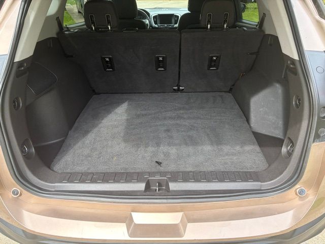 Used 2018 GMC Terrain AWD SLE image 15