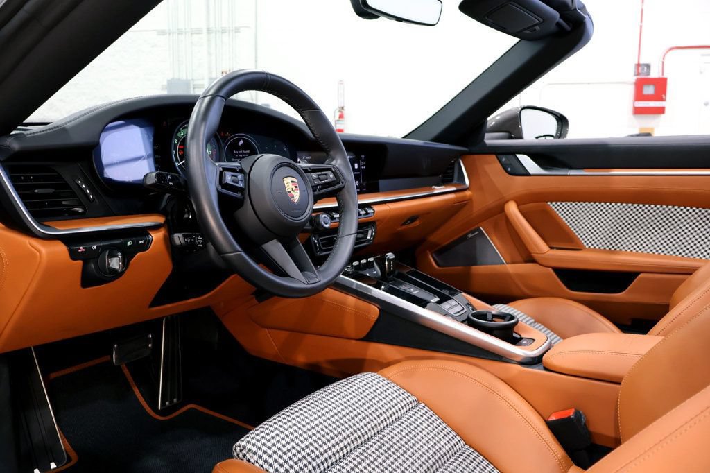 Used 2024 Porsche 911 Turbo S Cabriolet AWD/4WD image 30