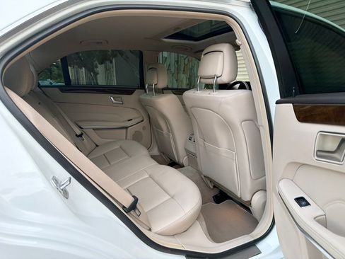 Used 2016 Mercedes-Benz E 350 Sedan image 12