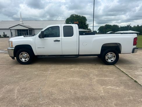 Used 2013 Chevrolet Silverado 2500 2WD Extended Cab image 8