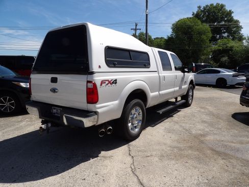 Used 2015 Ford F250 FX4 image 3