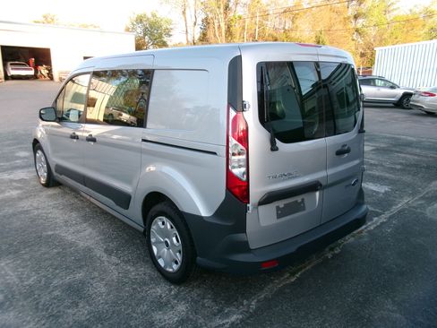 Used 2018 Ford Transit Connect XL image 5