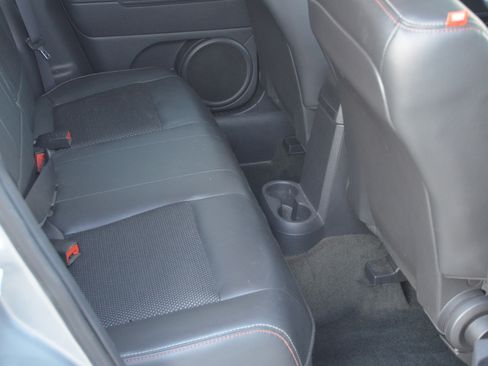 Used 2016 Jeep Compass 75th Anniversary image 12