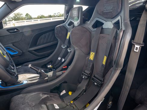 Used 2021 Lotus Evora image 25