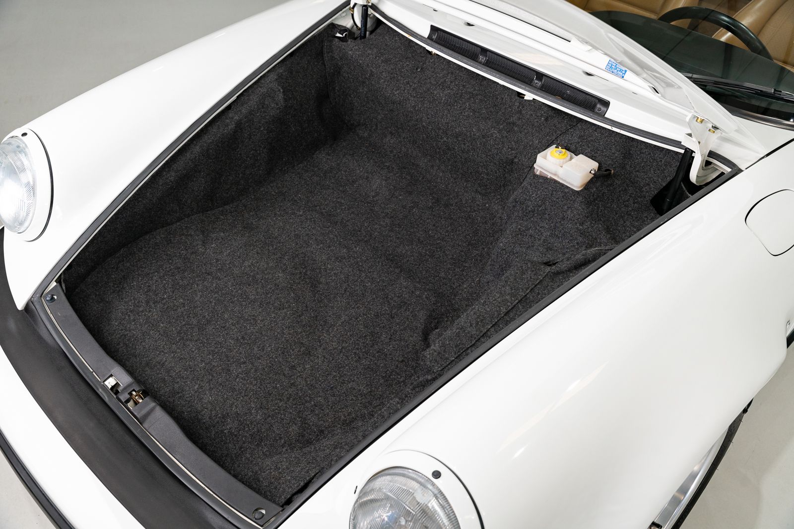 Used 1989 Porsche 911 Speedster RWD image 57