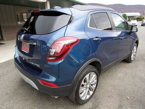 Used 2020 Buick Encore Preferred image 8