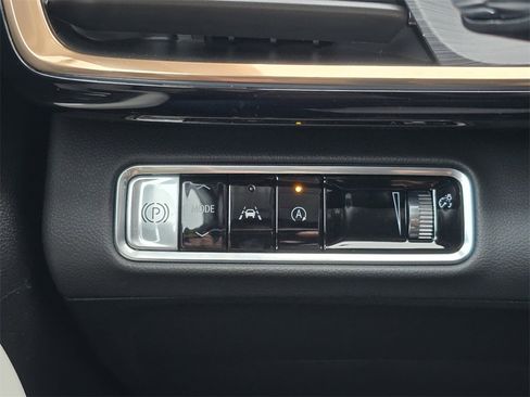 New 2026 Buick Envision Avenir image 17