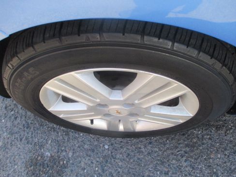 Used 2014 Chevrolet Spark LT image 17