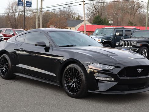 Used 2021 Ford Mustang GT Premium image 12