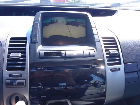 Used 2009 Toyota Prius Five image 16