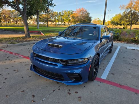 Used 2020 Dodge Charger R/T image 17