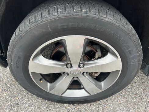 Used 2015 Jeep Grand Cherokee Limited image 14