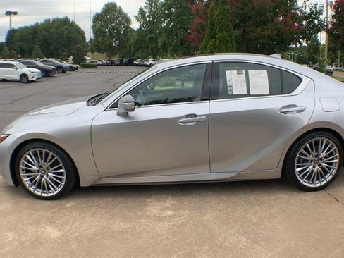Used 2025 Lexus IS 300 image 5