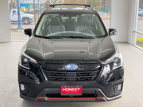 Used 2022 Subaru Forester Sport image 2