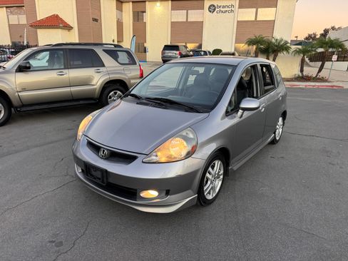 Used 2008 Honda Fit Sport image 4