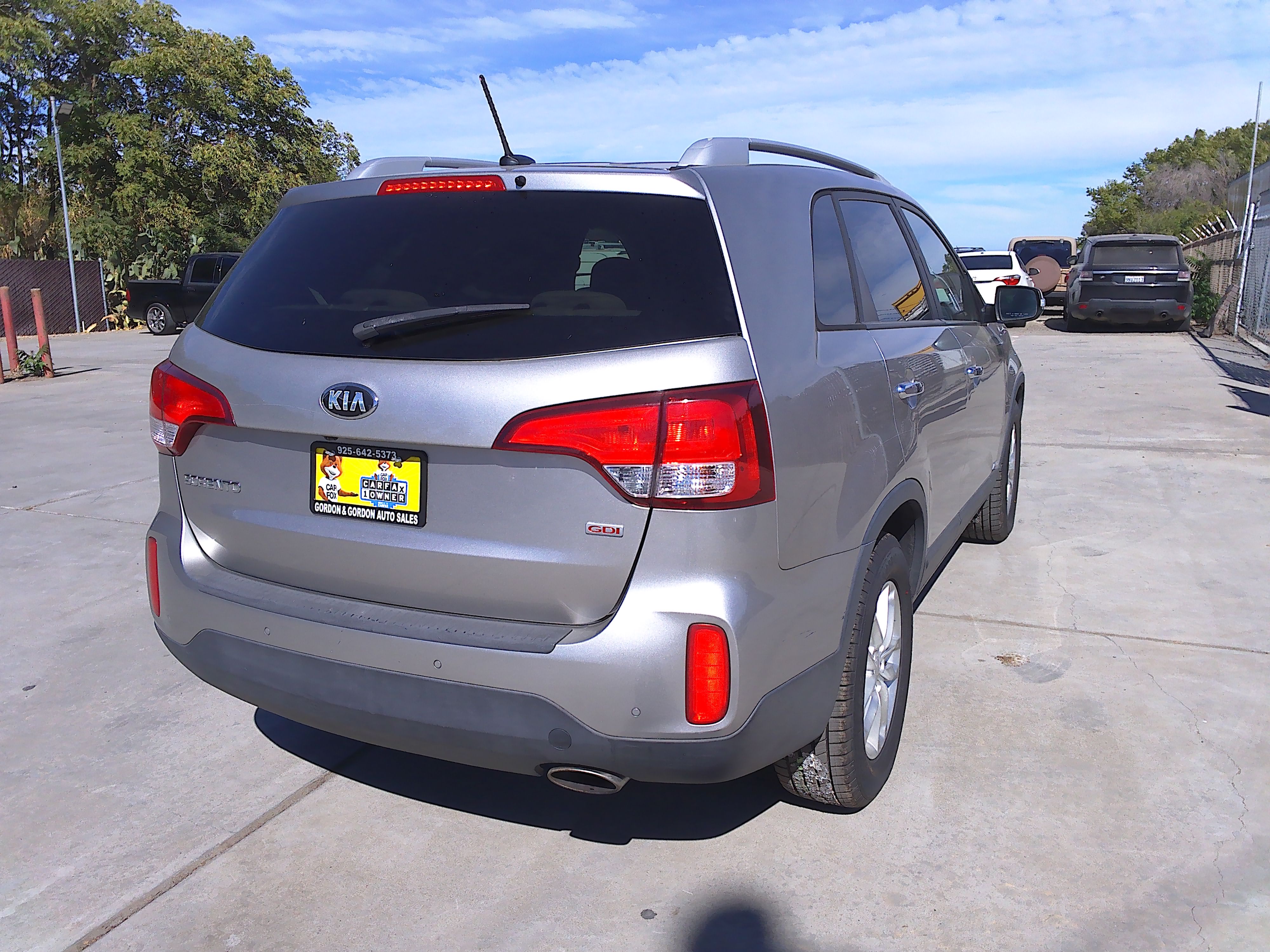 Used 2015 Kia Sorento AWD LX V6 image 4