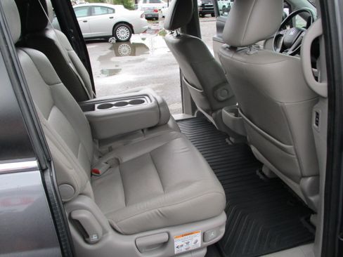 Used 2016 Honda Odyssey EX-L image 24