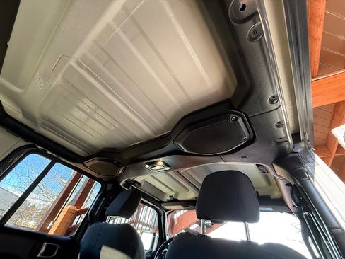 Used 2022 Jeep Wrangler Unlimited Willys image 15